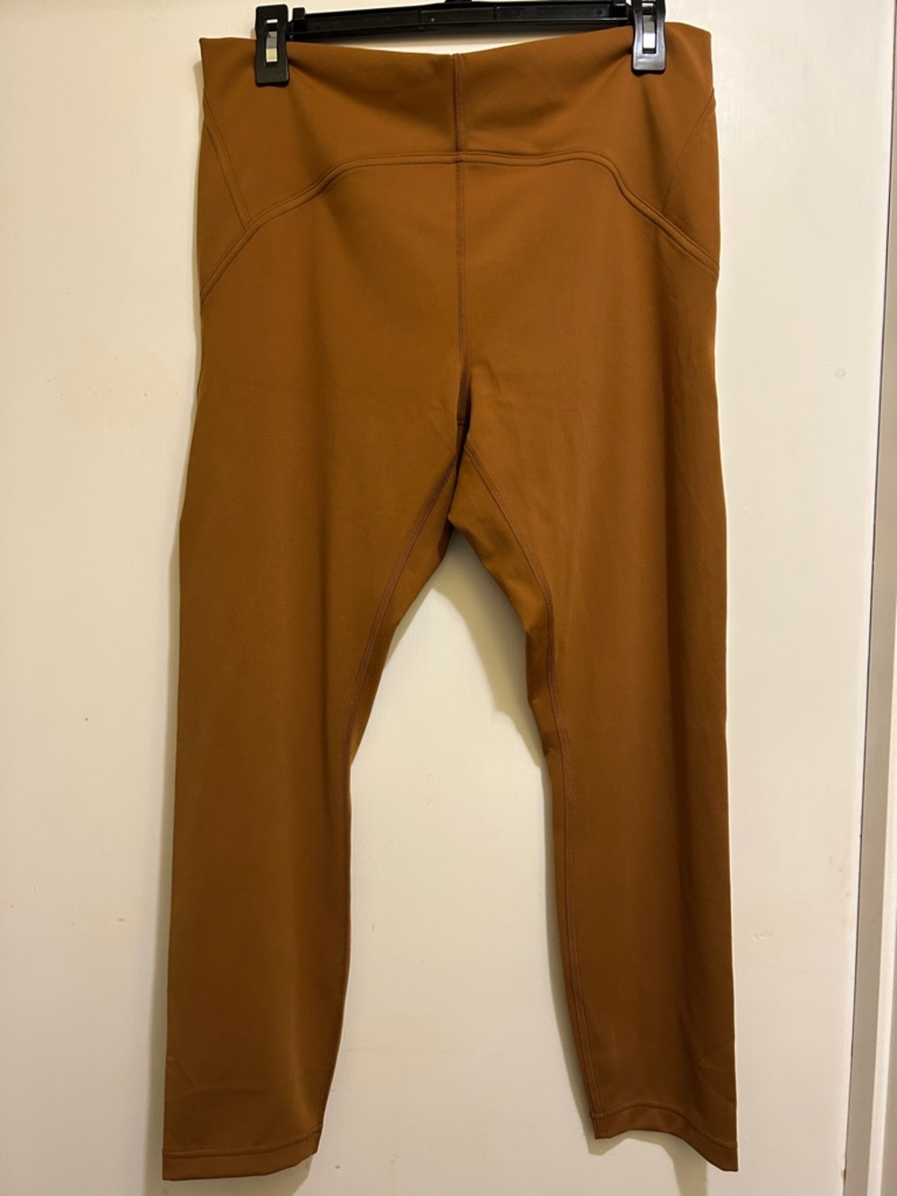 Lululemon NWOT Women’s Active Brown Contour 7/8 Length Leggings, Size 14